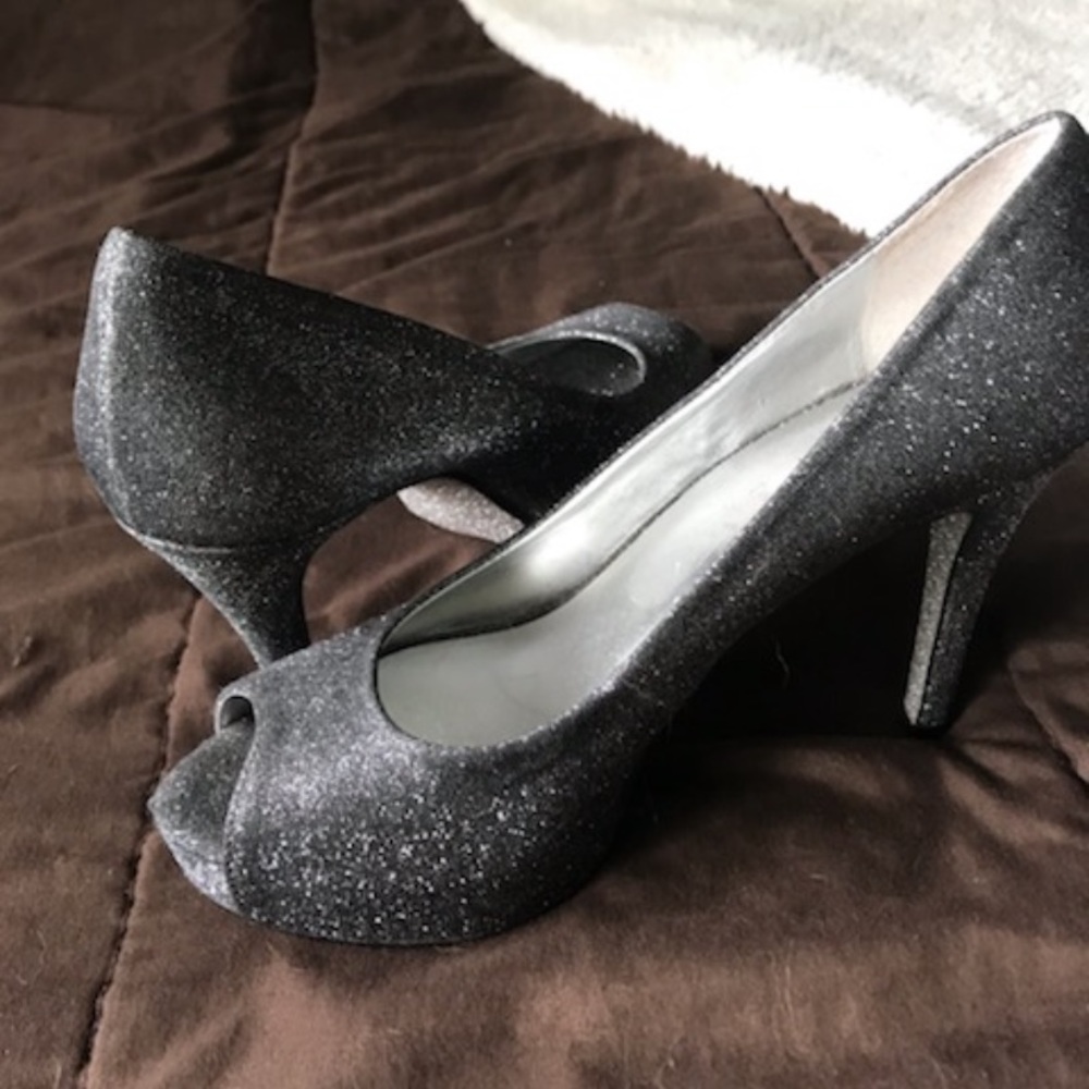 Nine West pumps NWOT